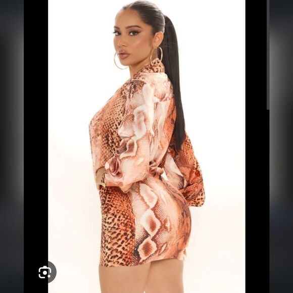 Fashion Nova Hearts Desire Satin Mini Dress in Rust Snakeskin Size M - Picture 4 of 15